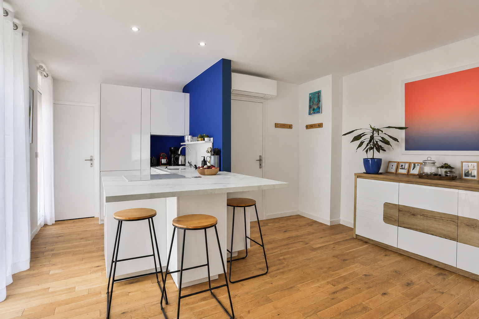 Cuisine réalisée conformément à la modélisation 3D dans un appartement aux Sables-d'Olonne en Vendée