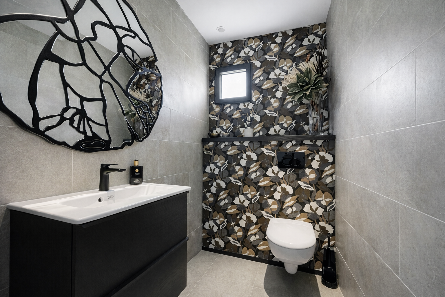 Décoration de toilettes contemporaines rénovées à Angers